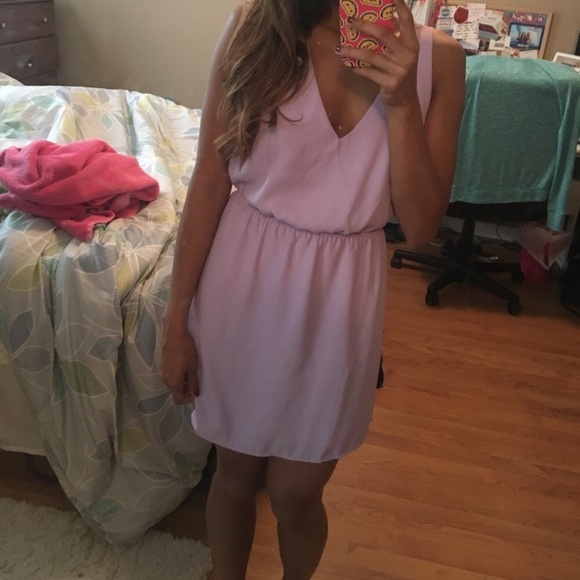 Beautiful lavender low backed dress! - Picture 4 of 5